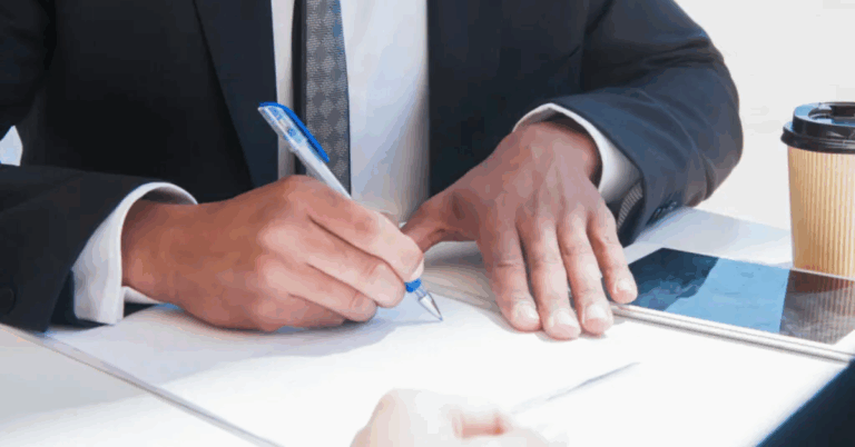 Professional Mobile Notary Services in Hamilton, Ohio